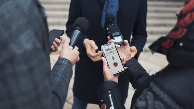 Formati Di Presentazione Delle Notizie Nello Spazio Digitale
